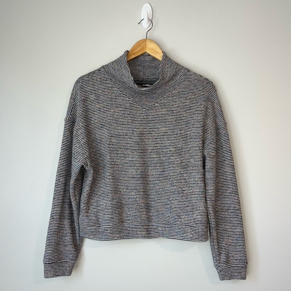 Madewell Textured Turtleneck Top in Rainbow Rib L - Picture 7 of 13